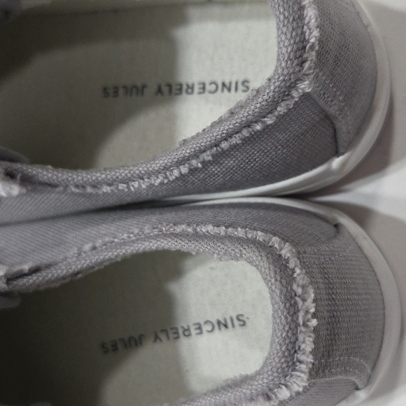 Sincerely Jules Gray Sneakers Sz 7.5 Gentle Used Excellent Conditions - Picture 6 of 9
